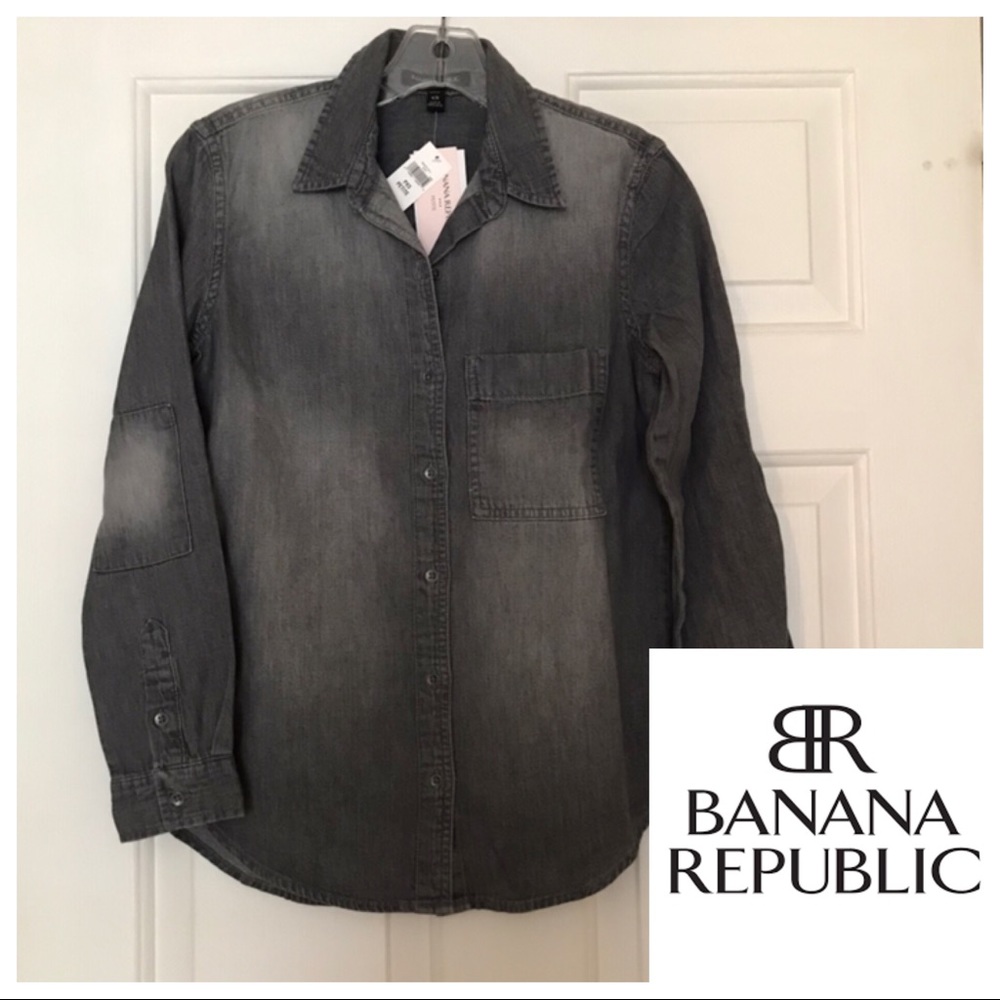 Banana Republic 🆕 petite jean button down shirt